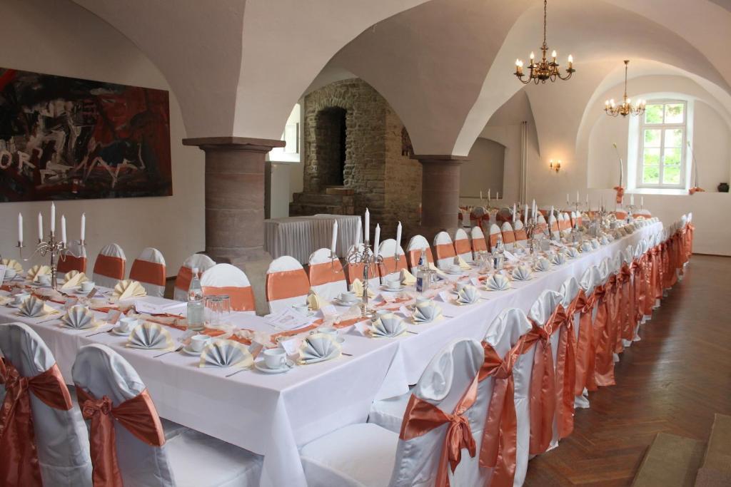 Schloss Hotel Wallhausen Wallhausen  エクステリア 写真